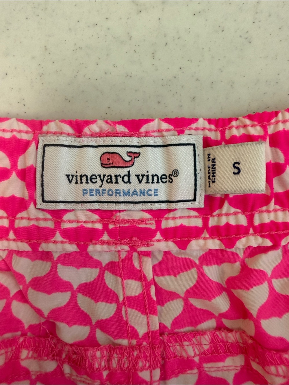 Vineyard Vines Pink Whale-Print Women’s Shorts - Picture 6 of 8
